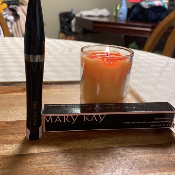 Mary Kay Ultimate Mascara!💓 - Picture 2 of 2